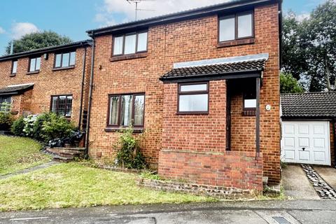3 bed property, in Polegate, £460,000