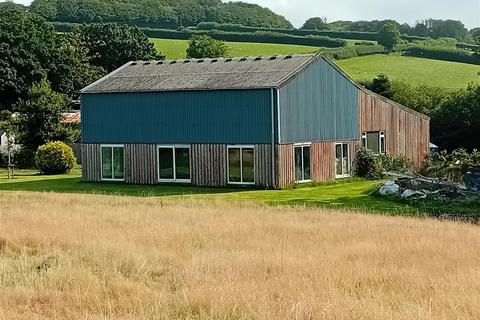 5 bed property, in Benton, £550,000