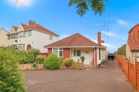 3 bed property, in Oldmixon Road, £280,000