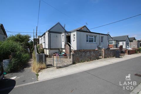 4 bed property, in Talbot Avenue, £100,000