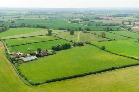 4 bed property, in Wasperton Lane, £1,950,000