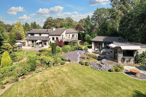 6 bed property, in Crofts Park, £1,800,000