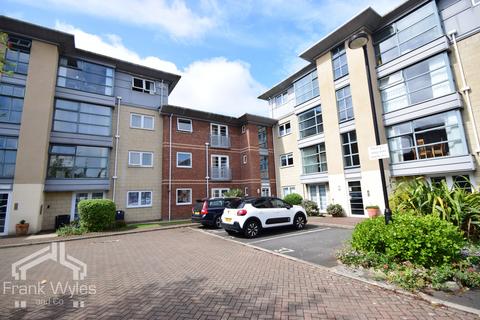2 bed property, in 36 Hollinshead House, £156,500