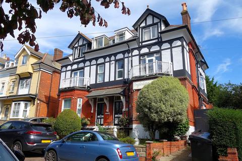 18 bed property, in Bournemouth, £1,100,000