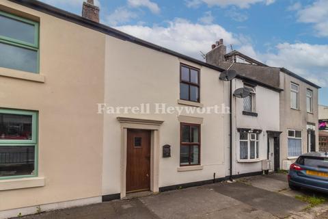 2 bed property, in Garstang Road, £159,950