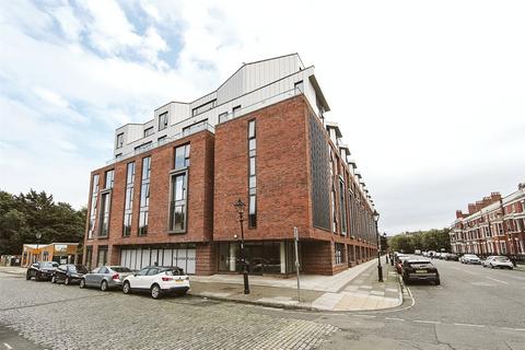 1 bed property, in Falkner Street, £145,000