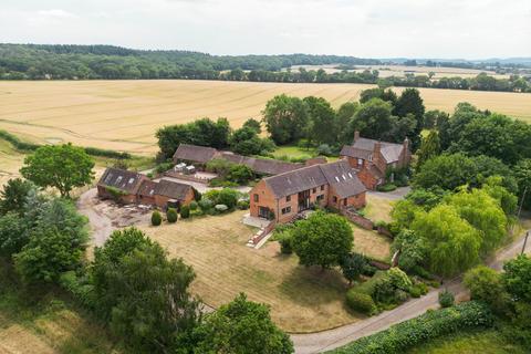 4 bed property, in Pettiford Lane, £1,500,000