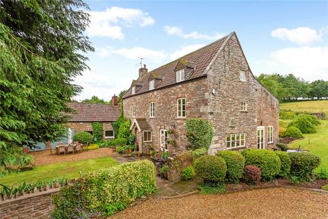 6 bed property, in Six bedroom detached Country House, £1,400,000