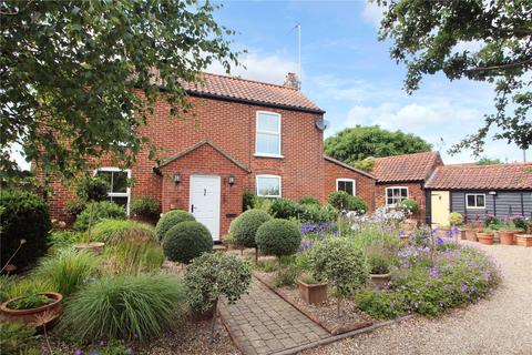 3 bed property, in Reydon, £625,000