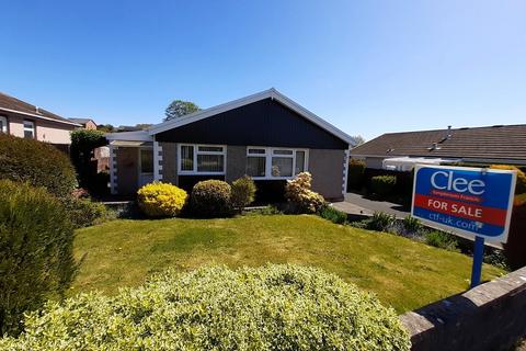 2 bed property, in Parc Pendre, £280,000