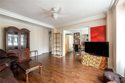 2 bed property, in Hallam Street, £1,450,000