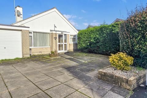 3 bed property, in Maes Gerddi, £199,000