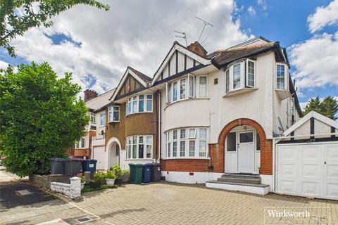 5 bed property, in Rowsley Avenue, £975,000