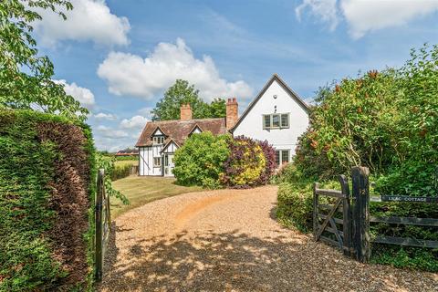 5 bed property, in Colesden Road, £1,000,000
