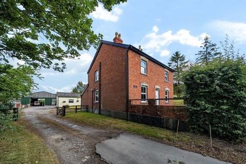 3 bed property, in Caen Hill, £895,000