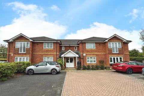 2 bed property, in Frederick Place, £215,000