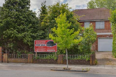 7 bed property, in Sheldon Avenue, £5,300,000