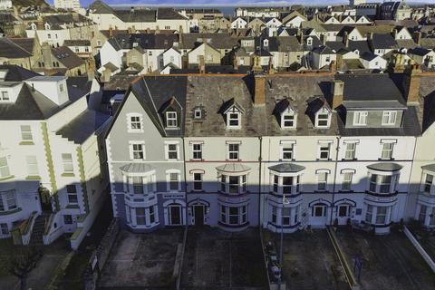 8 bed property, in 23 Deganwy Avenue, £250,000