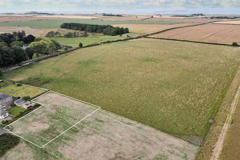 Land, in Land South of Elford Farm Cottages, £250,000