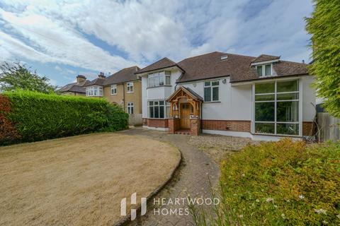 4 bed property, in London Road, £1,200,000
