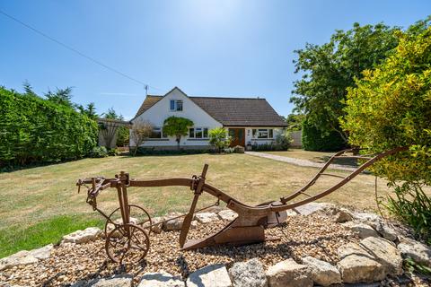5 bed property, in Jesses Lane, £1,100,000