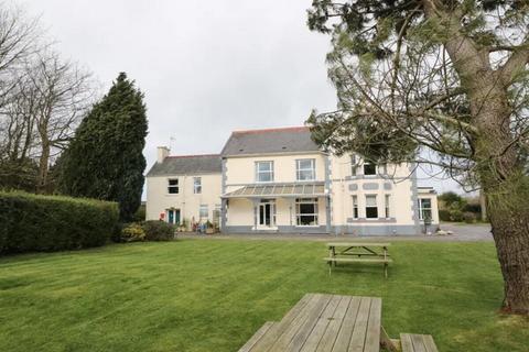 Land, in Pwllheli Road, £795,000