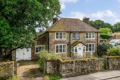 4 bed property, in Woodchurch Road, £475,000