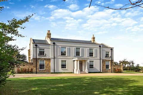 4 bed property, in Beccles Road, £1,395,000