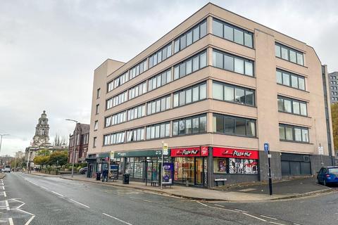 1 bed property, in Renaissance House, £110,000
