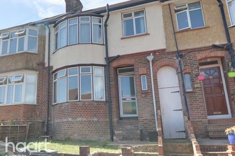 3 bed property, in Harcourt Street, £290,000