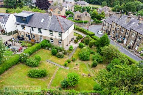 3 bed property, in Greenhill Lane, £280,000