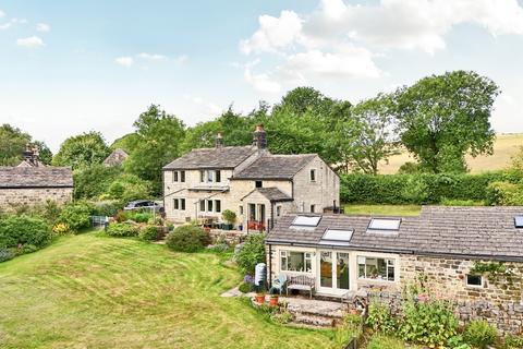 3 bed property, in Blackshaw Head, £750,000