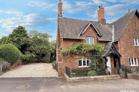 3 bed property, in Sampford Brett, £285,000