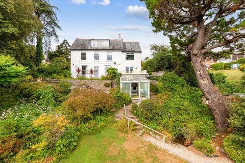 1 bed property, in Flat 3, £210,000