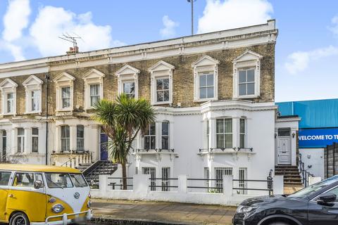 7 bed property, in Loftus Road, £1,450,000