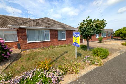 2 bed property, in Kingsthorpe Crescent, £165,450
