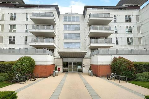 1 bed property, in Watkin Road, £100,000