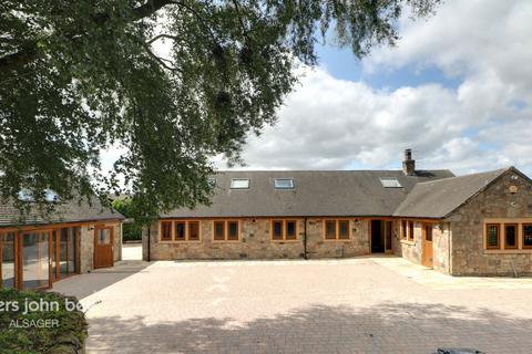 6 bed property, in Station Road, £750,000