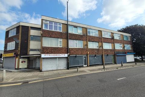 Studio, in Cleethorpe Road, £100,000