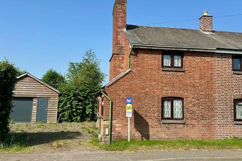 2 bed property, in Norton Canon, £265,000