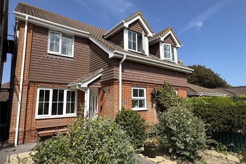 3 bed property, in Marine Drive, £499,950