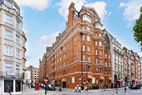 6 bed property, in Huge Lateral Apartment Hay Hill, £12,500,000