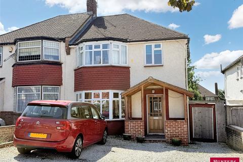 3 bed property, in Linthorpe Road, £675,000