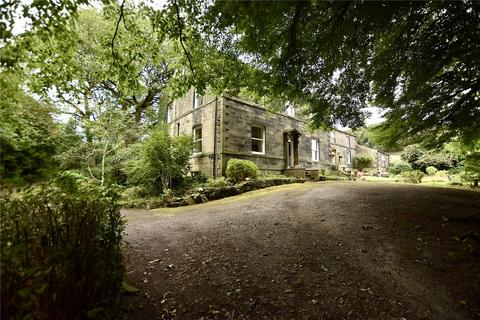 5 bed property, in Milnrow Road, £570,000