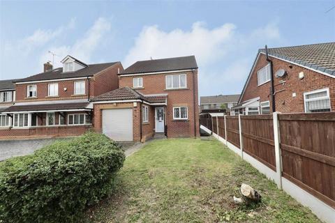 3 bed property, in Hawthorn Way, £230,000