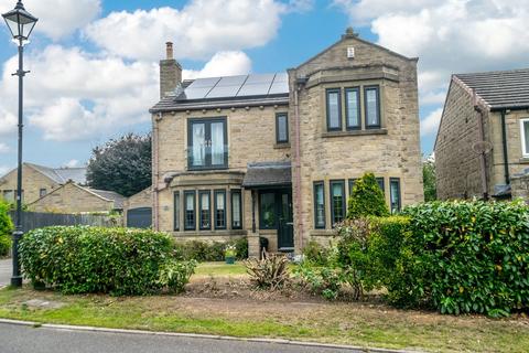 4 bed property, in Manor Grange, £550,000