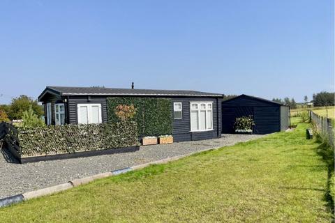 2 bed property, in First Park Farm Avonhead Road, £350,000