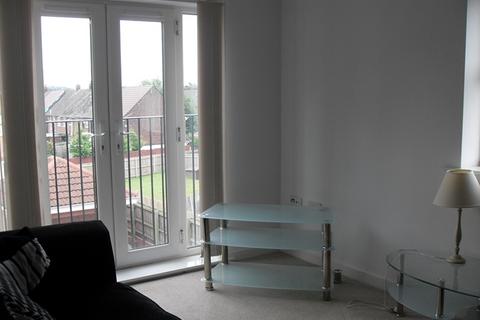 2 bed property, in First  Floor two bed flat, £100,000