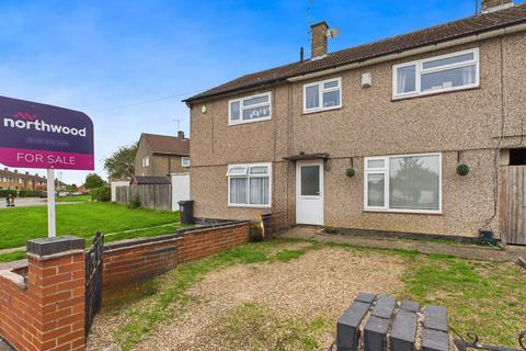 3 bed property, in Garnett Crescent, £205,000