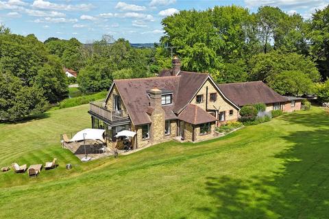 4 bed property, in Lavington Park, £1,950,000